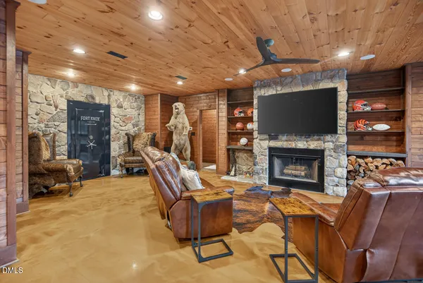 $1,400,000 | 998 Moores Chapel Cemetery Road, Graham, NC 27253