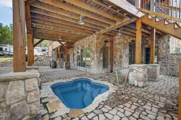 $1,400,000 | 998 Moores Chapel Cemetery Road, Graham, NC 27253