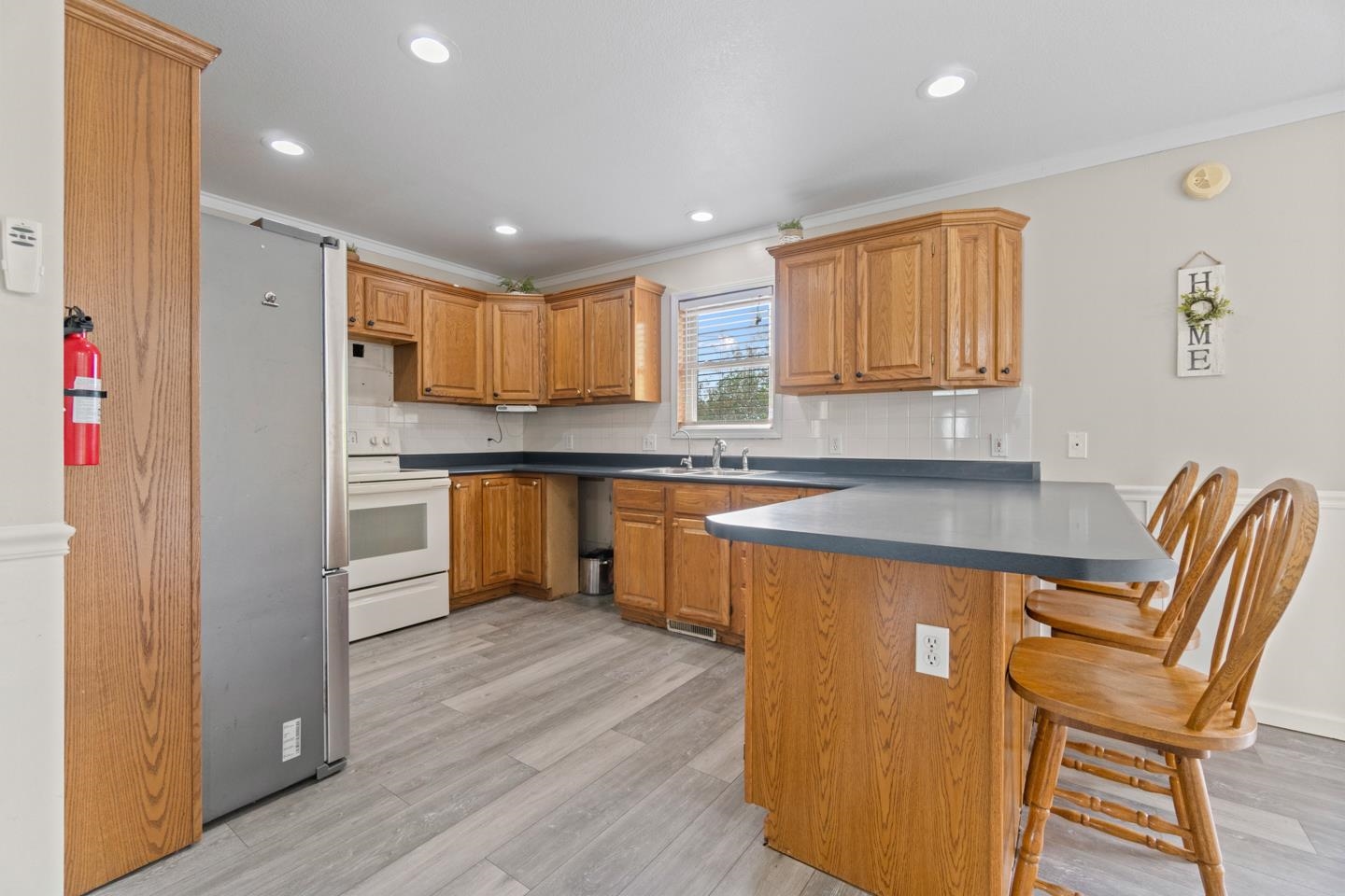 2105 Southwest Fox Lake Road Angola, IN 46703 - Photo 13 of 28