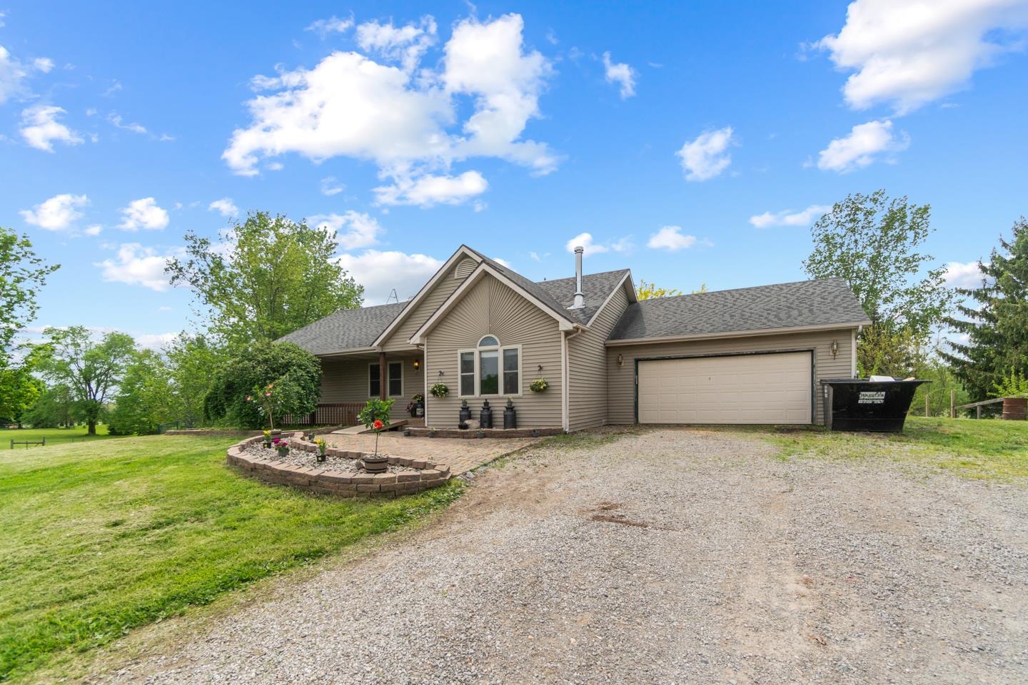 2105 Southwest Fox Lake Road Angola, IN 46703 - Photo 19 of 28