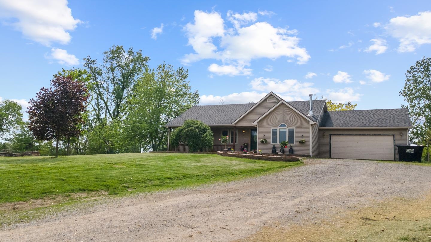 2105 Southwest Fox Lake Road Angola, IN 46703 - Photo 24 of 28