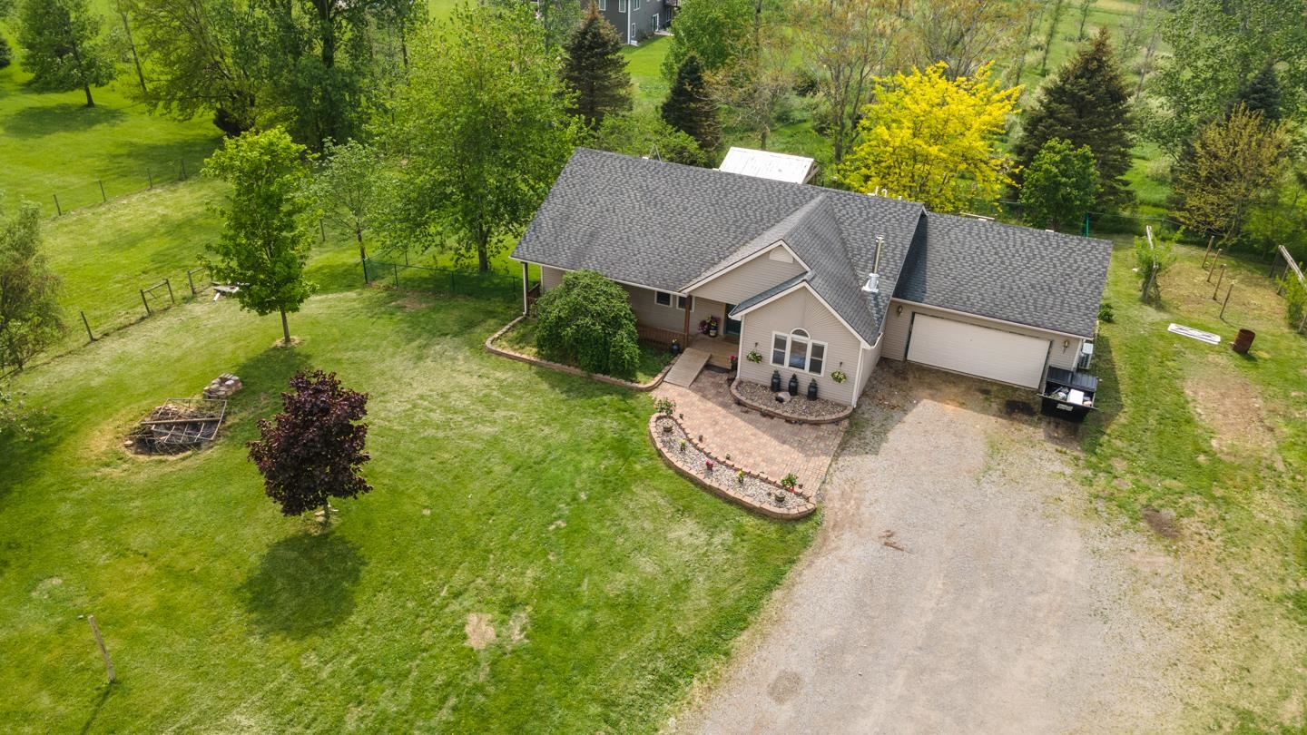 2105 Southwest Fox Lake Road Angola, IN 46703 - Photo 25 of 28