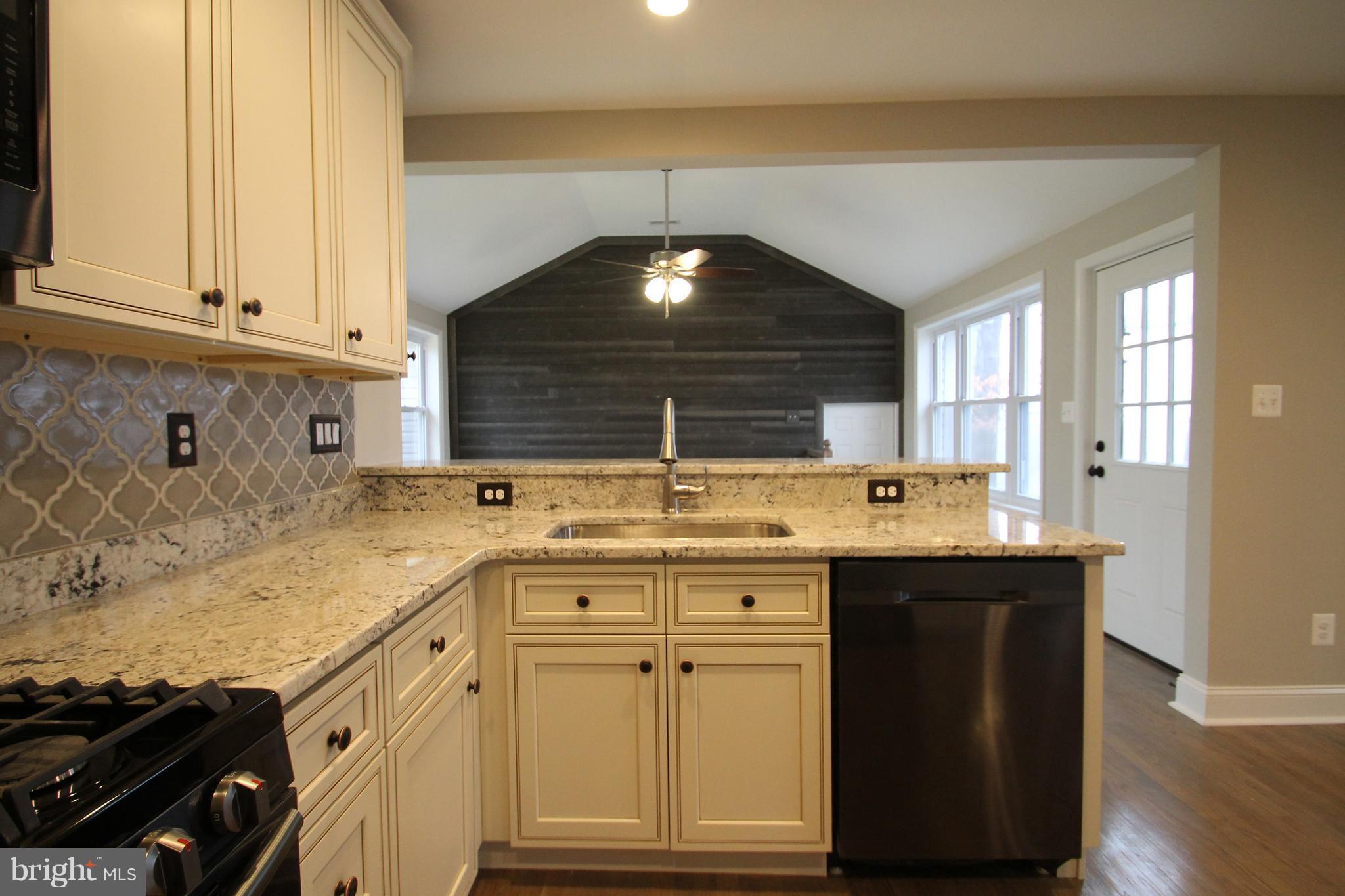 1812 Rushley Road Baltimore, MD 21234 - Photo 13 of 30 Kitchen