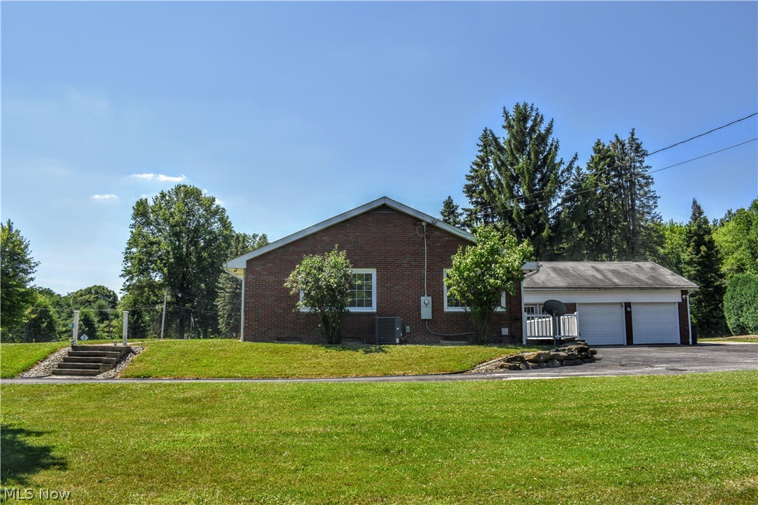 11022 Springfield Road North Lima, OH 44452 - Photo 4 of 33
