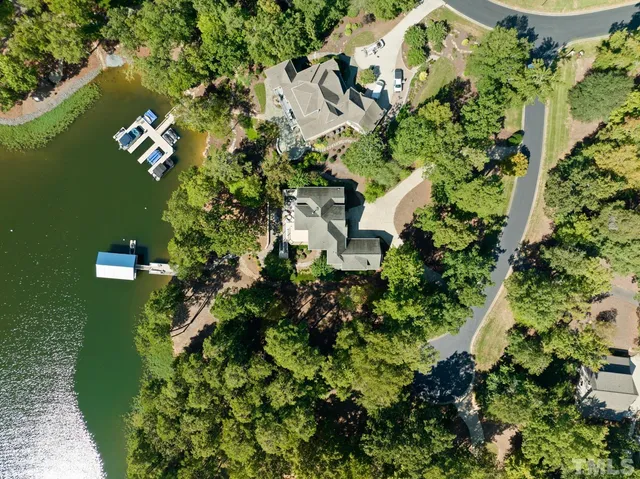 $1,750,000 | 112 Moratock Point, New London, NC 28127