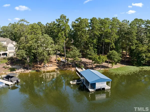 $1,750,000 | 112 Moratock Point, New London, NC 28127