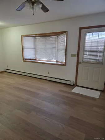 $1,650 | 6 Honey Lane West, Miller Place, NY 11764