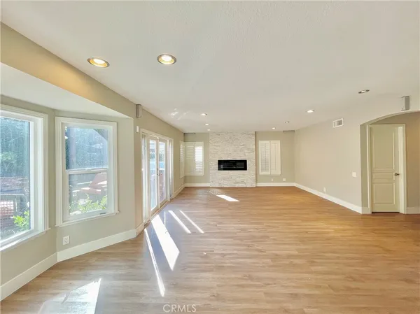 $6,200 | 10 Ramada, Irvine, CA 92620