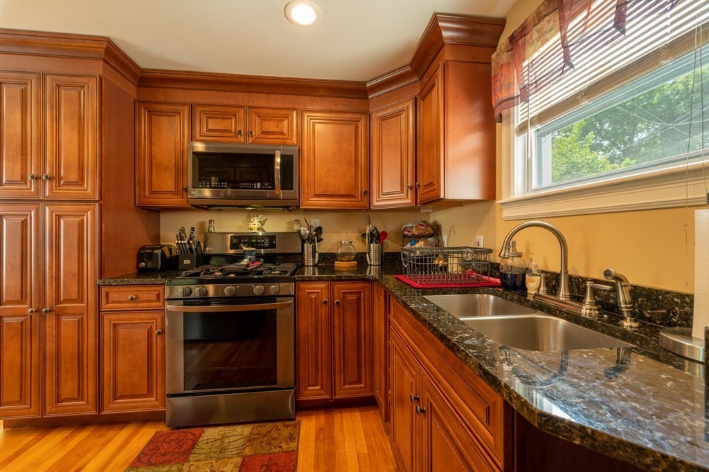 14 Delaval Road Worcester, MA 01606 - Photo 9 of 19 Gallery Image 9