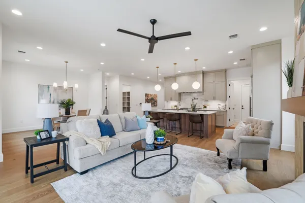 $2,350,000 | 6611 Lexington Road, Austin, TX 78757