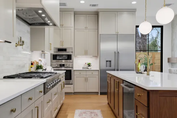 $2,350,000 | 6611 Lexington Road, Austin, TX 78757