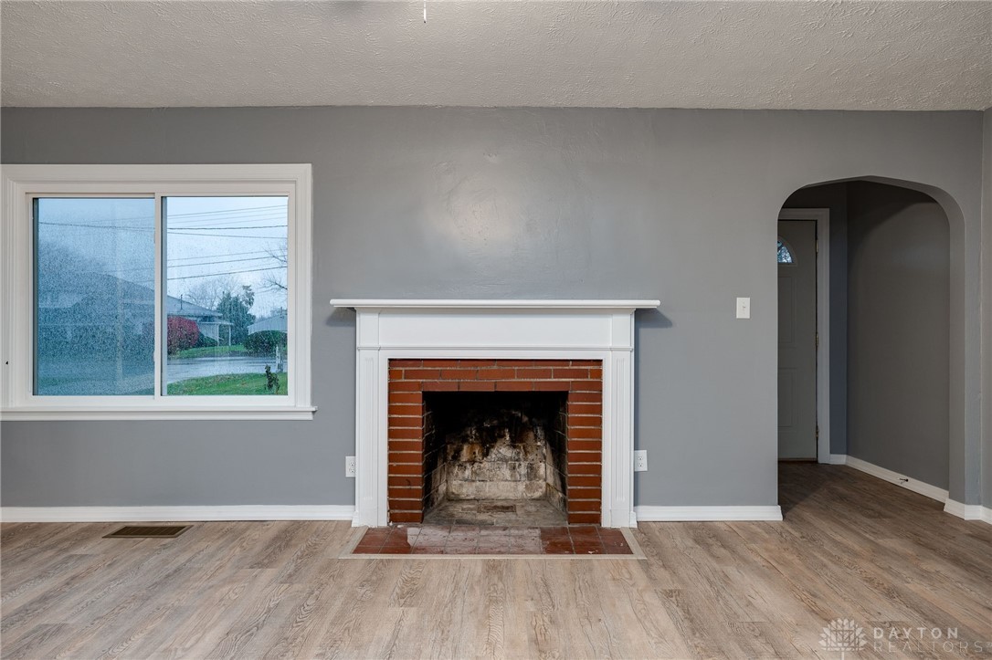401 South Highview Road Middletown, OH 45044 - Photo 8 of 29 Gallery Image 8