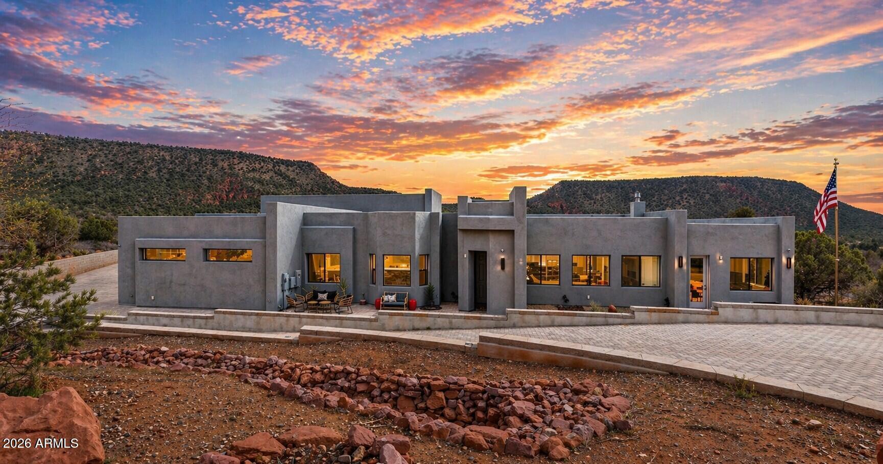 10 Ho Hum Circle Sedona, AZ 86351 - Photo 1 of 45 Nearly new build 4 bedroom beauty!