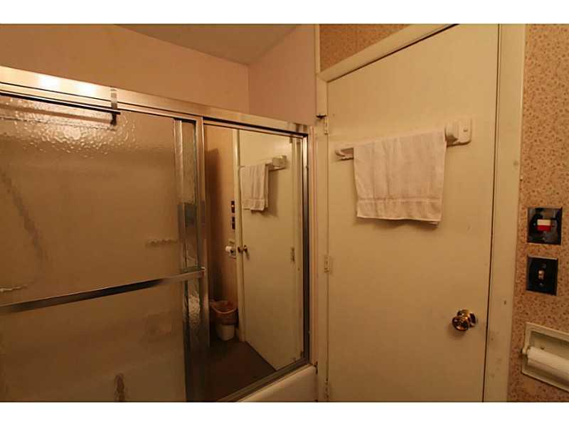 184 Skillings Corner Road Auburn, ME 04210 - Photo 8 of 14 Bathroom.