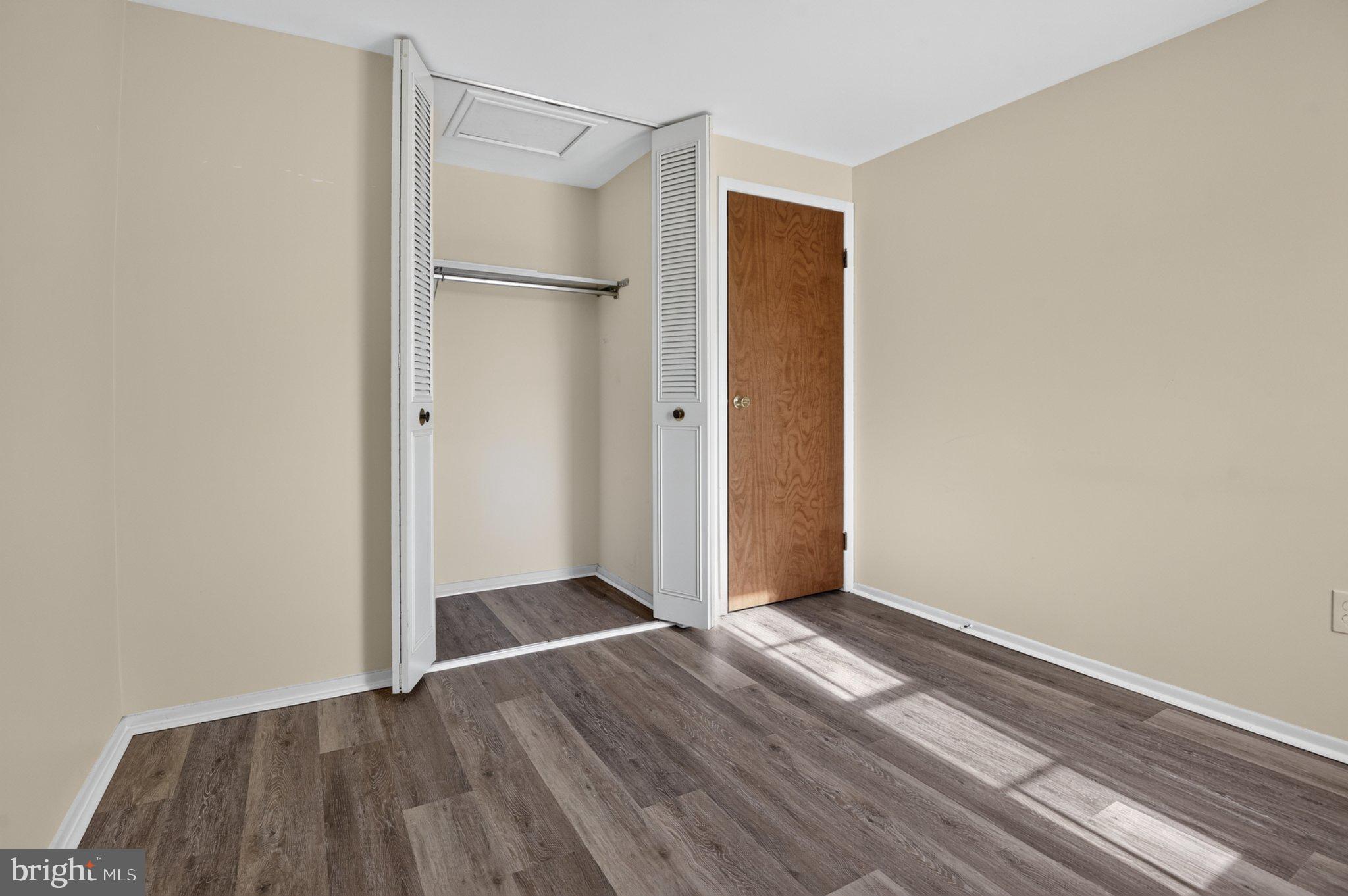 110 North Garfield Road Sterling, VA 20164 - Photo 17 of 33 Main Level Bedroom #1