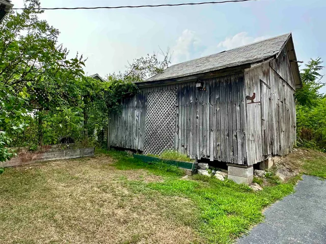 $999,999 | 13 Highway 22A, West Haven, VT 05743