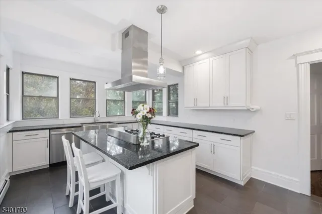 $3,700 | 103 Early Street, Morristown, NJ 07960