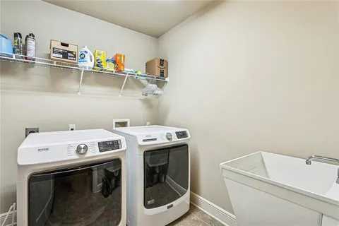 $349,900 | 509 Seabiscuit Loop West, Madisonville, LA 70447