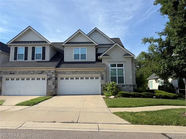 $4,000 | 42932 Cardinal Way, Novi, MI 48375