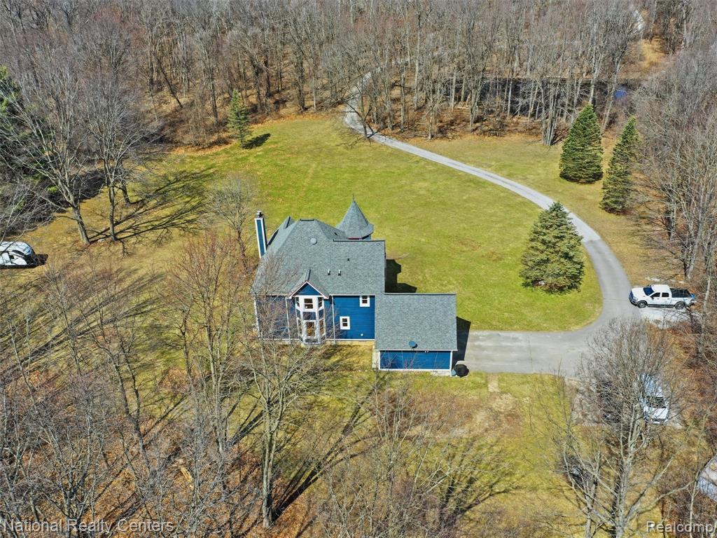 675 West Leonard Road Leonard, MI 48367 - Photo 7 of 45