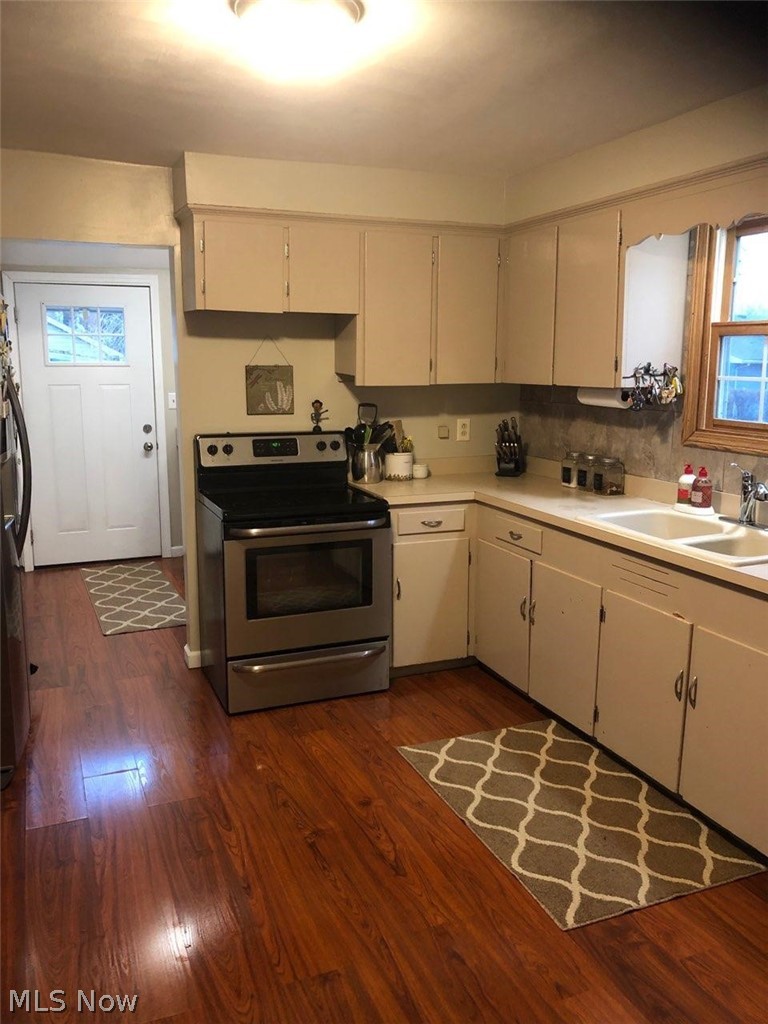 240 Overlook Road Vermilion, OH 44089 - Photo 11 of 24 Gallery Image 11