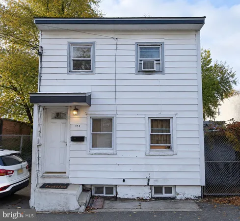 $1,750 | 151 Hills Place, Trenton, NJ 08611
