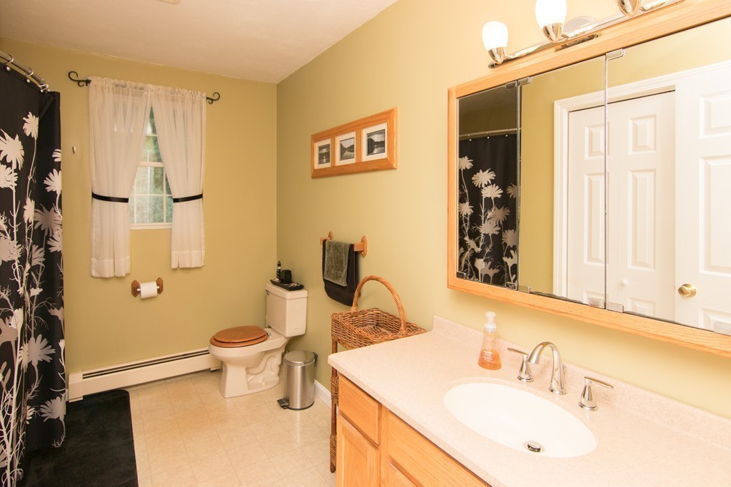 173 Gore Road Webster, MA 01570 - Photo 19 of 28