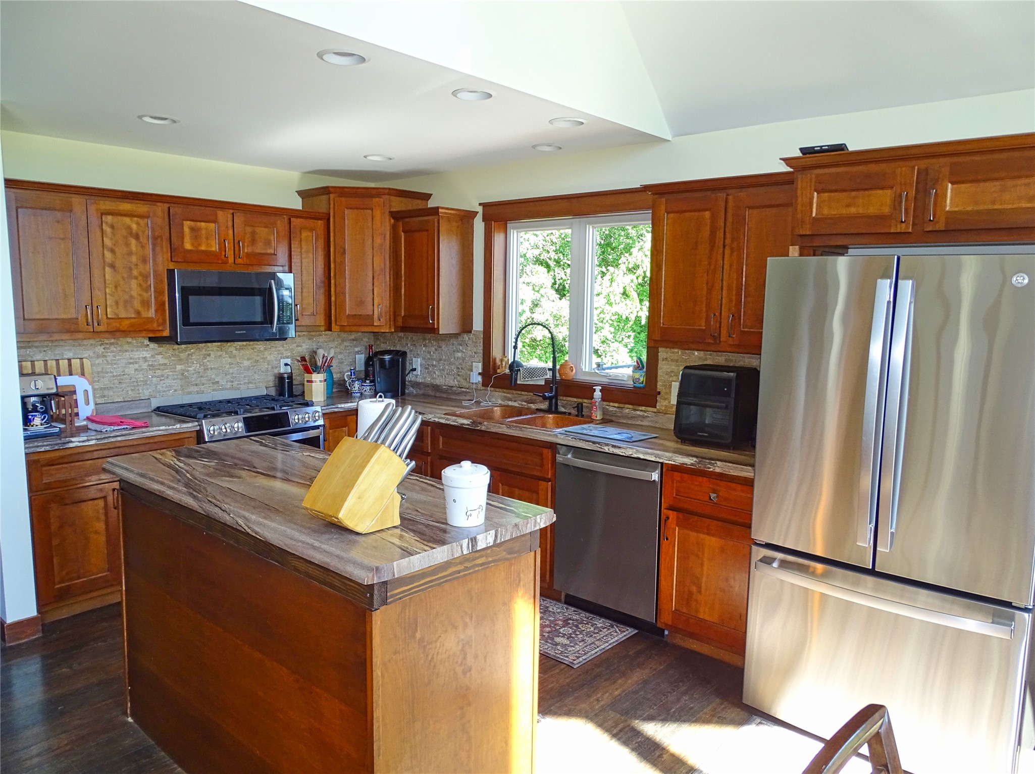 E560 Cedar Road Eau Claire, WI 54701 - Photo 17 of 40