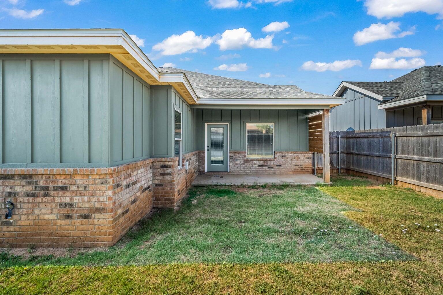 2513 111th Street Lubbock, TX 79423 - Photo 23 of 24 2513 Back