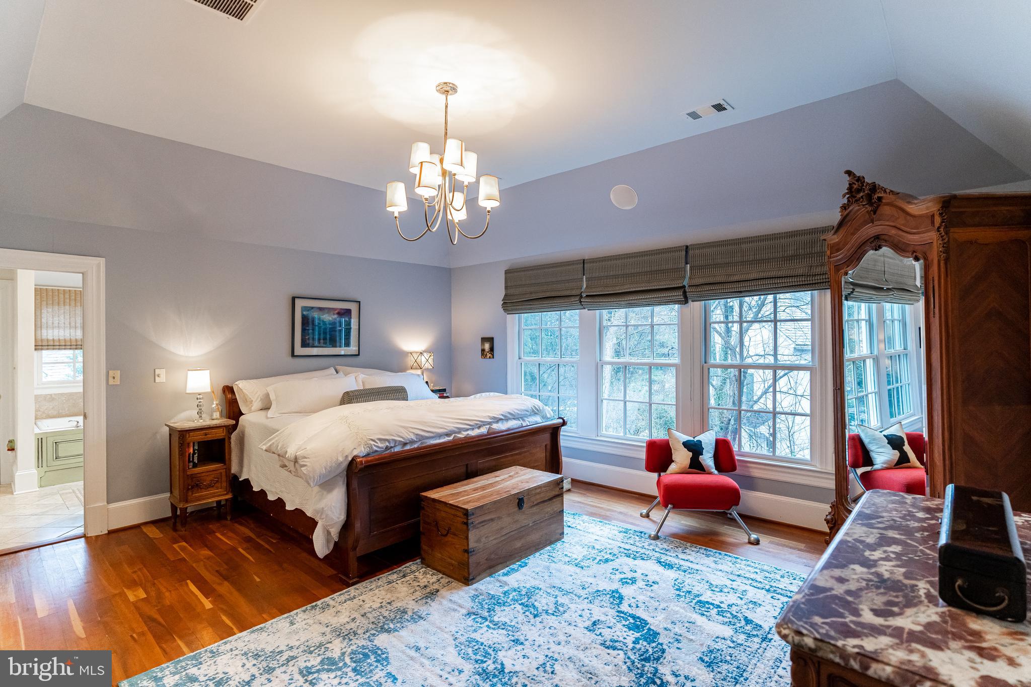 8009 Custer Road Bethesda, MD 20814 - Photo 16 of 24 Owner's Suite