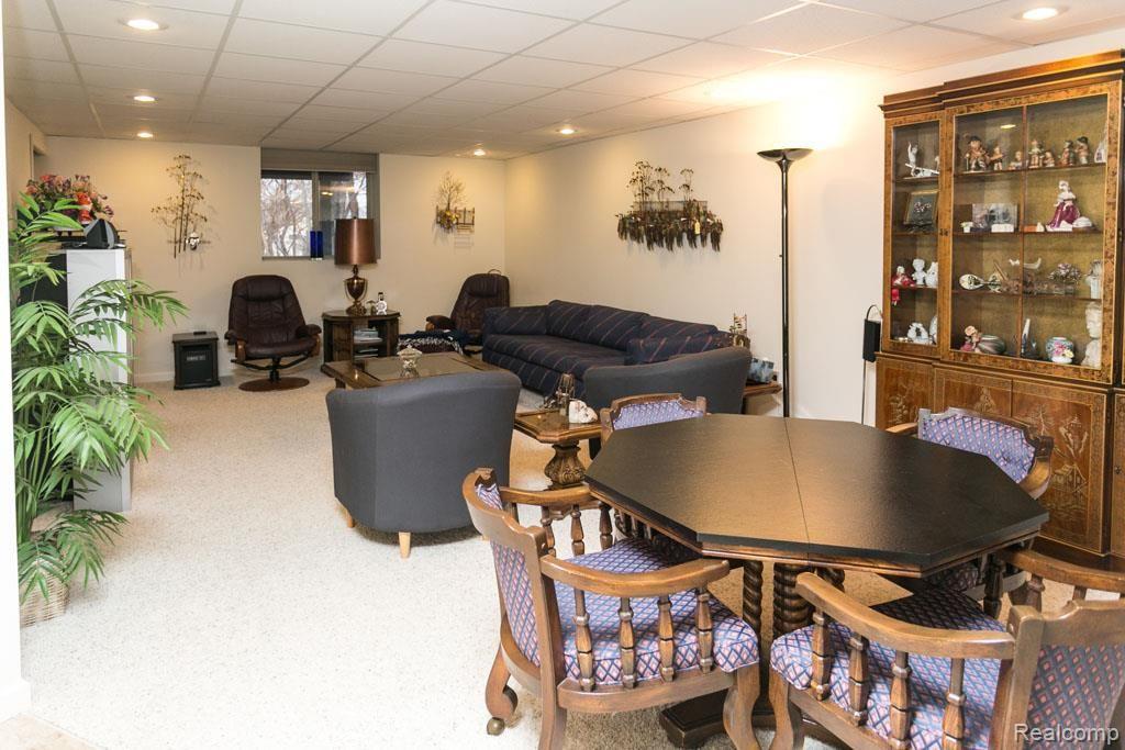 4720 Summer Ridge Drive, Unit 33 Howell, MI 48843 - Photo 20 of 34 4Y0A7071.jpg