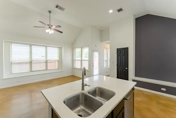 $1,800 | 4514 Senda Lane, Austin, TX 78725