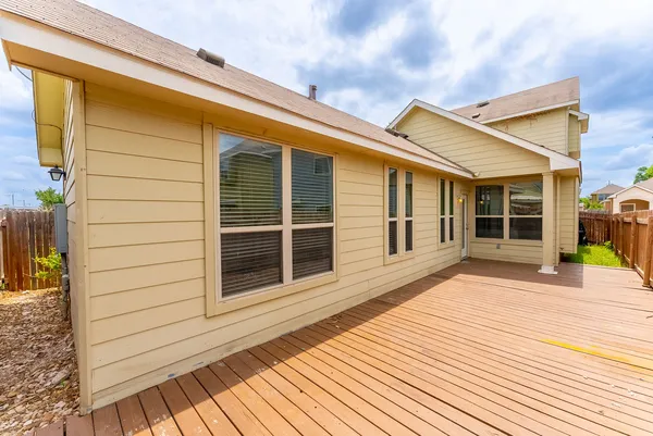 $1,800 | 4514 Senda Lane, Austin, TX 78725