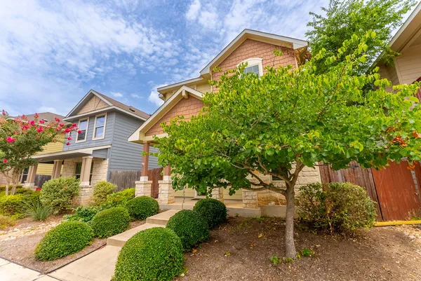 $1,800 | 4514 Senda Lane, Austin, TX 78725