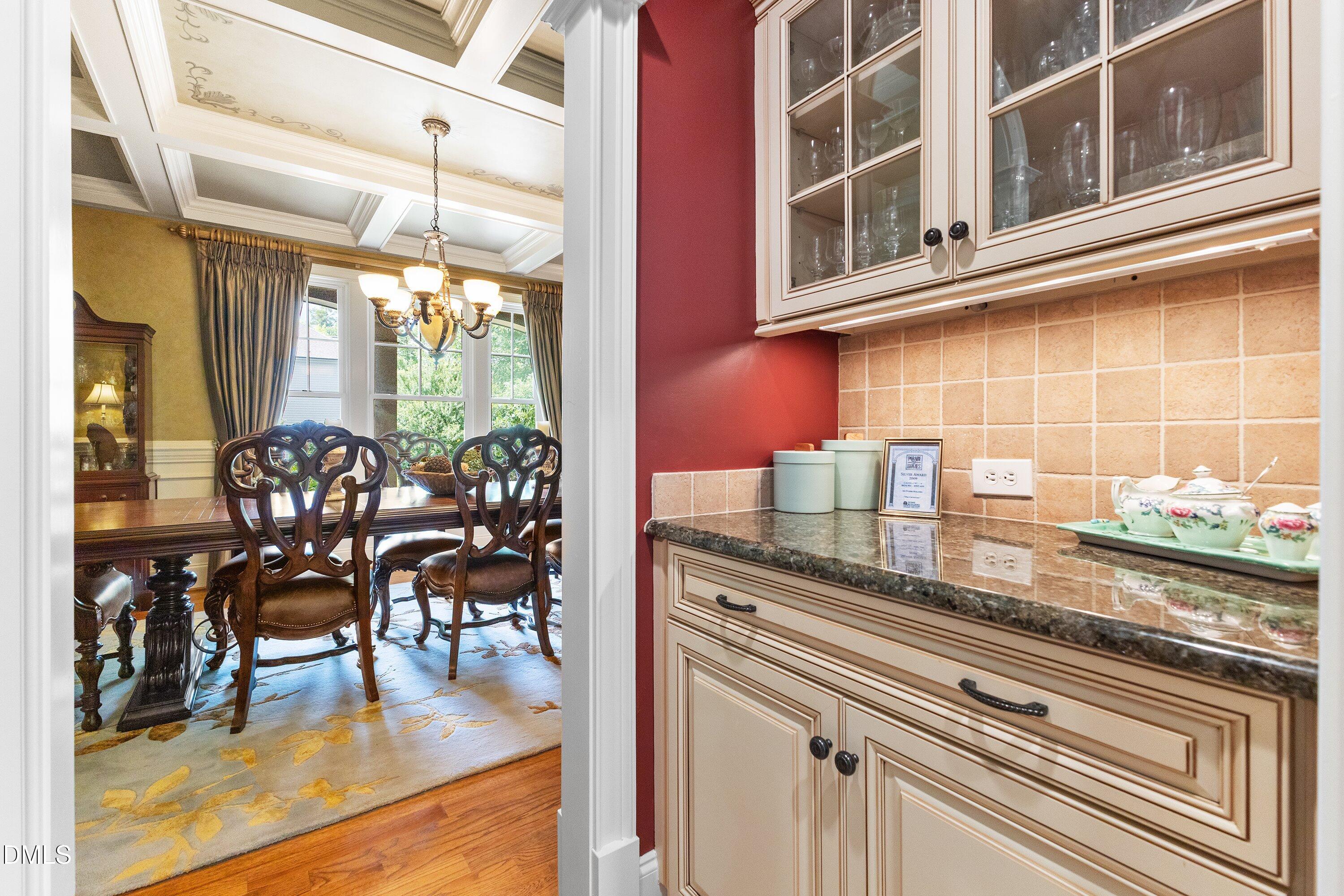 6633 Rest Haven Drive Raleigh, NC 27612 - Photo 10 of 91 46-6633 Rest Haven Dr_2958