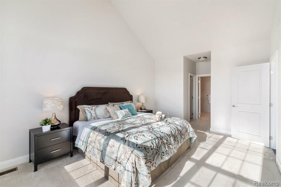 42840 Cardinal Way, Unit 45 Novi, MI 48375 - Photo 7 of 10 vht_viewer_14.jpg