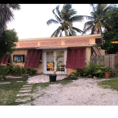 $569,000 | 28178 Julia Avenue, Summerland Key, FL 33042