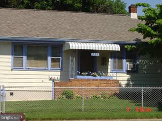 223 Samdin Boulevard Hamilton, NJ 08610 - Photo 1 of 6 Gallery Image 1