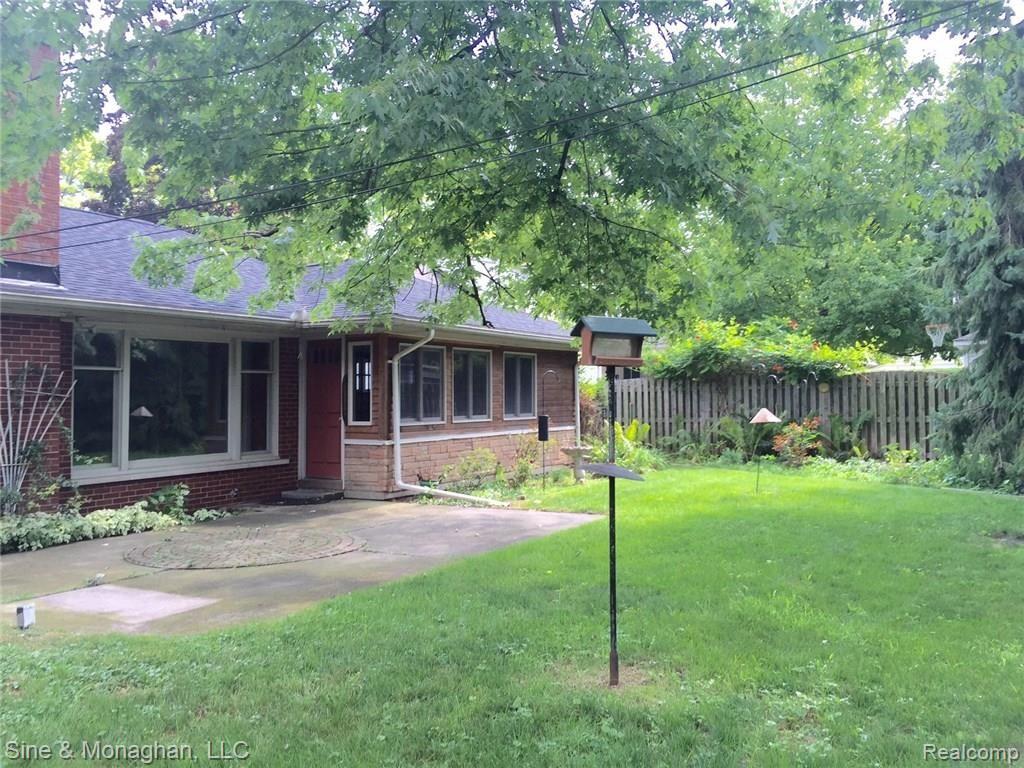 613 Hawthorne Road Grosse Pointe, MI 48236 - Photo 26 of 31 613 10.jpg