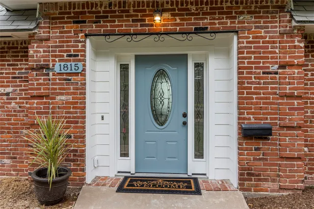 $2,600 | 1815 Saxony Lane, Houston, TX 77058