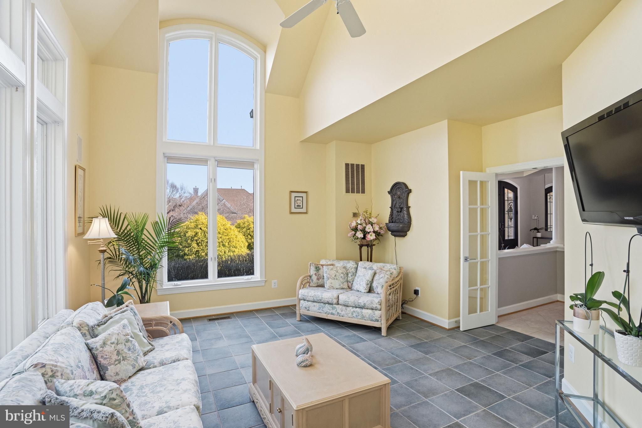 1156 Fieldview Drive Reston, VA 20194 - Photo 17 of 104