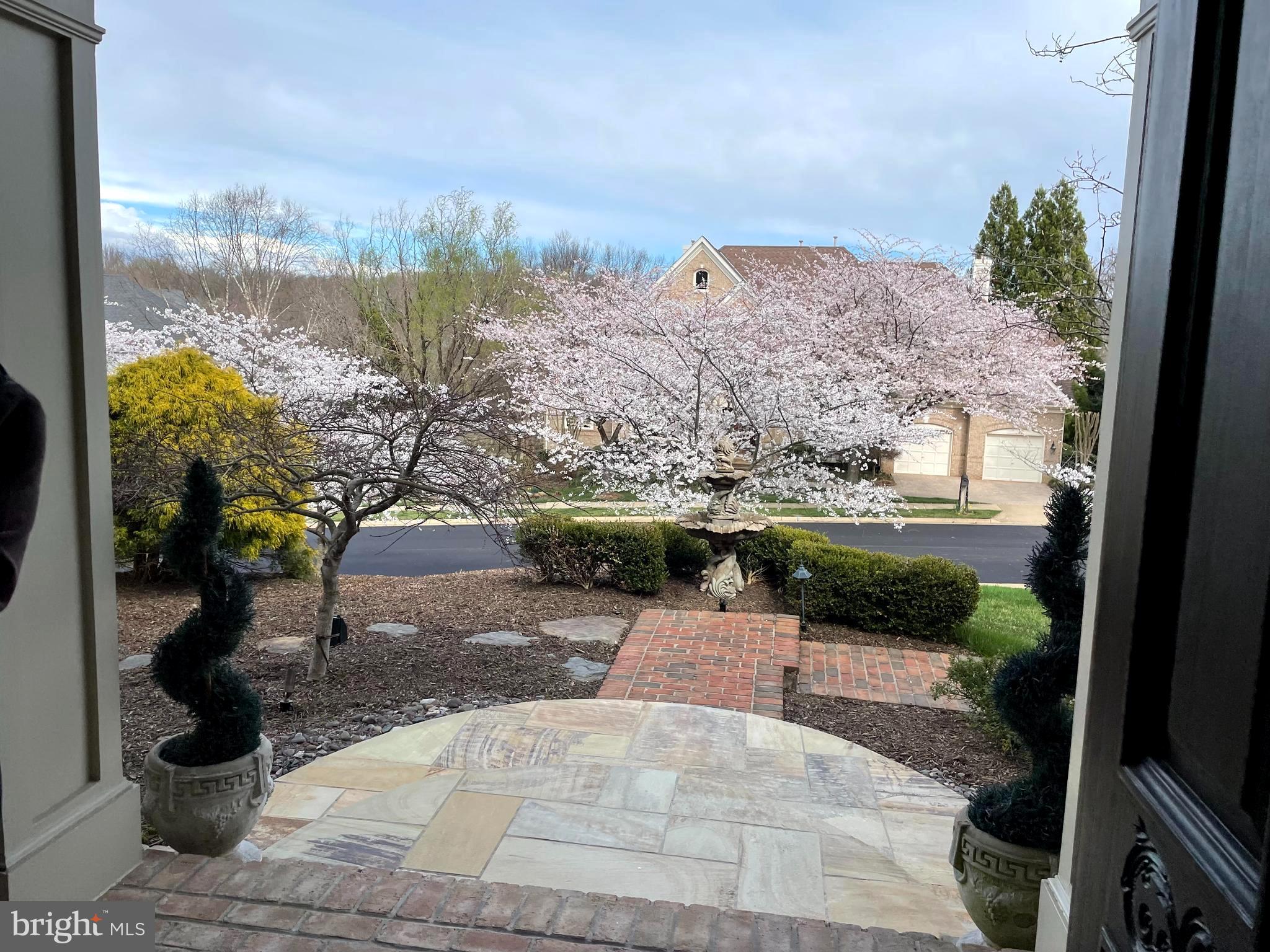 1156 Fieldview Drive Reston, VA 20194 - Photo 3 of 104