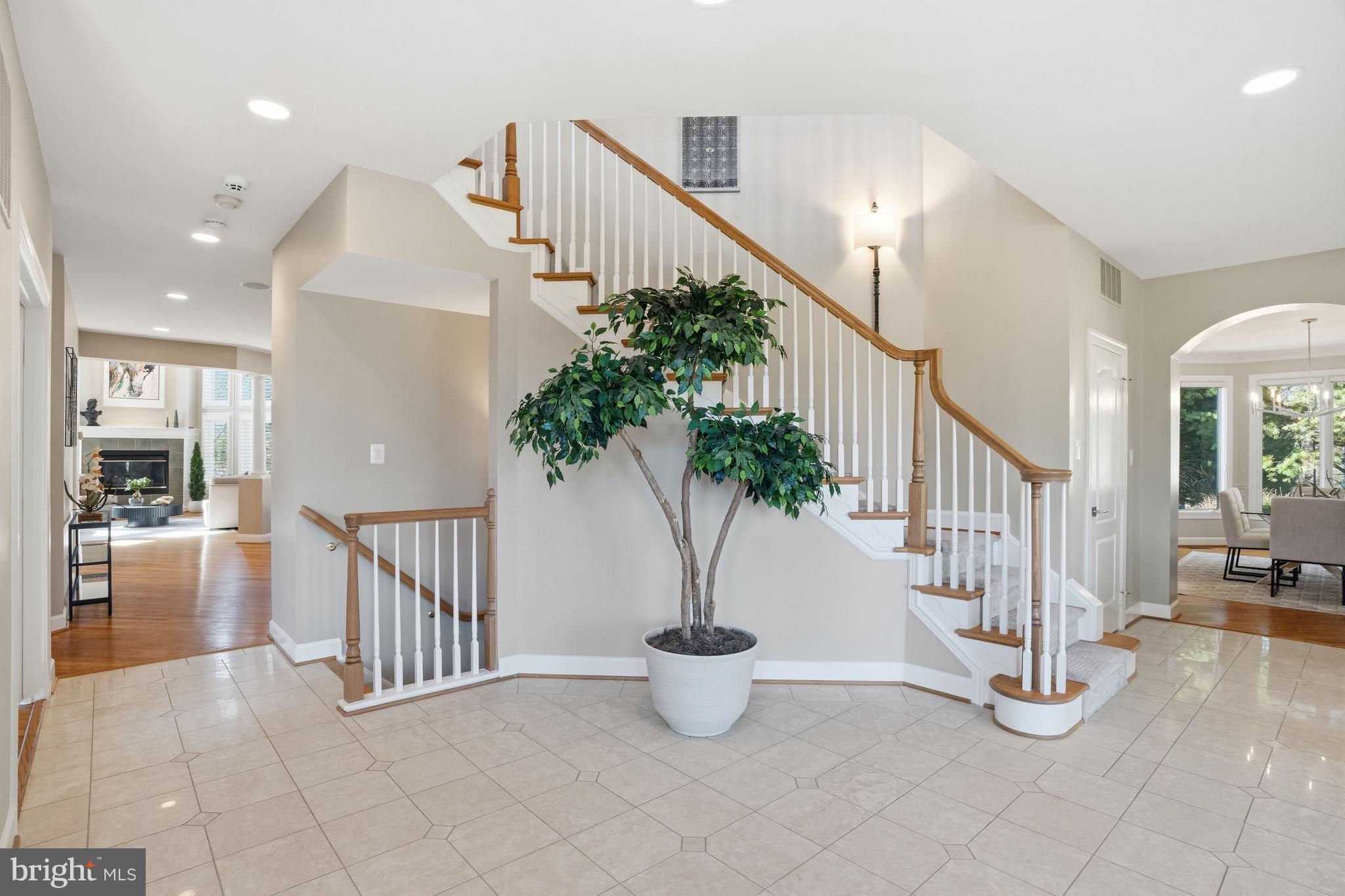 1156 Fieldview Drive Reston, VA 20194 - Photo 9 of 104