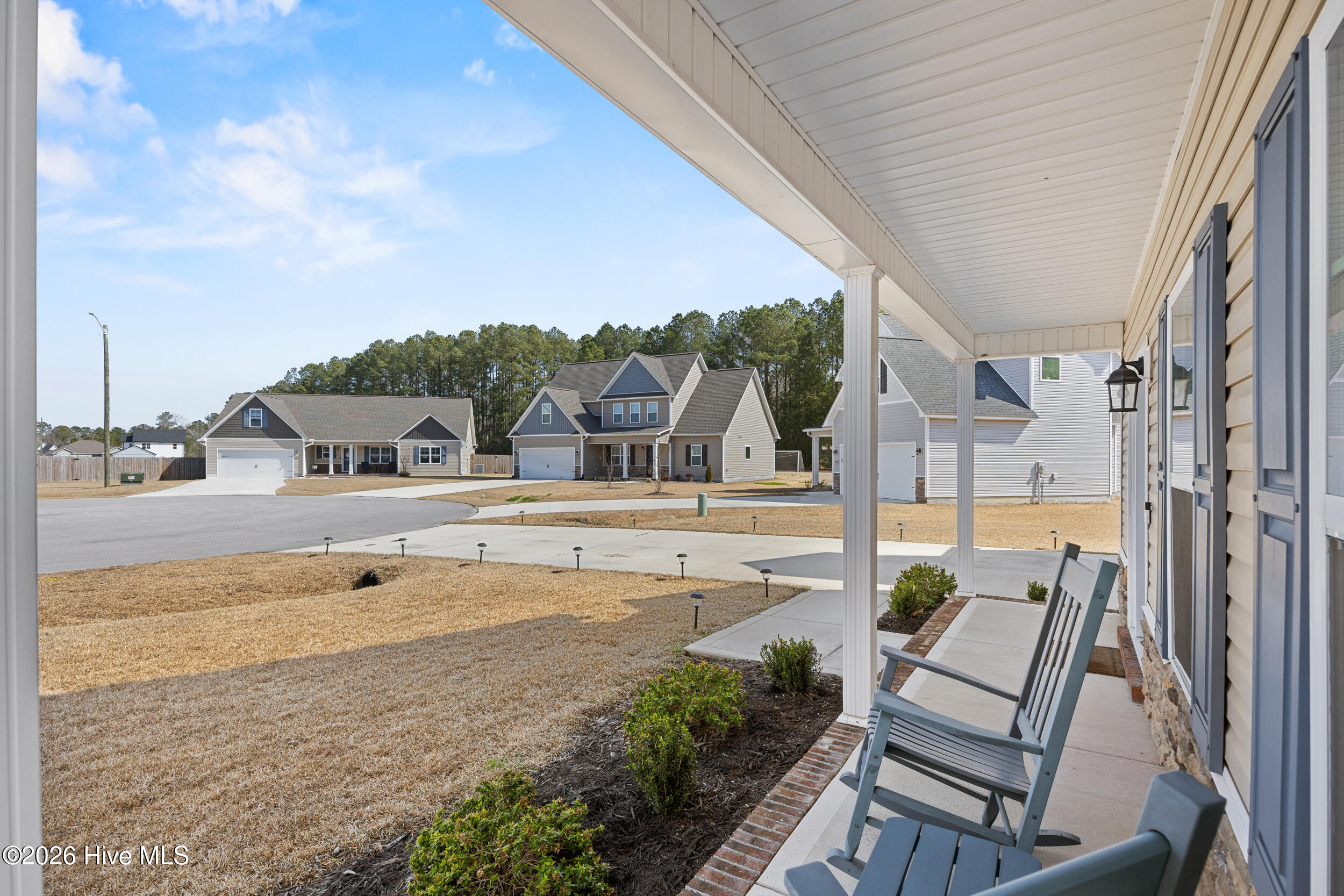 406 Silverstone Place Hubert, NC 28539 - Photo 7 of 49 7_front yard