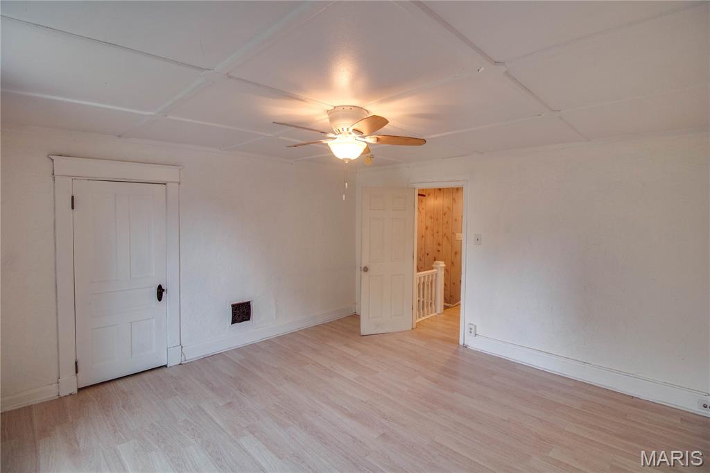 1053 Washington Avenue Alton, IL 62002 - Photo 19 of 35