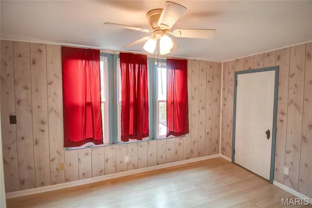 $109,900 | 1053 Washington Avenue, Alton, IL 62002