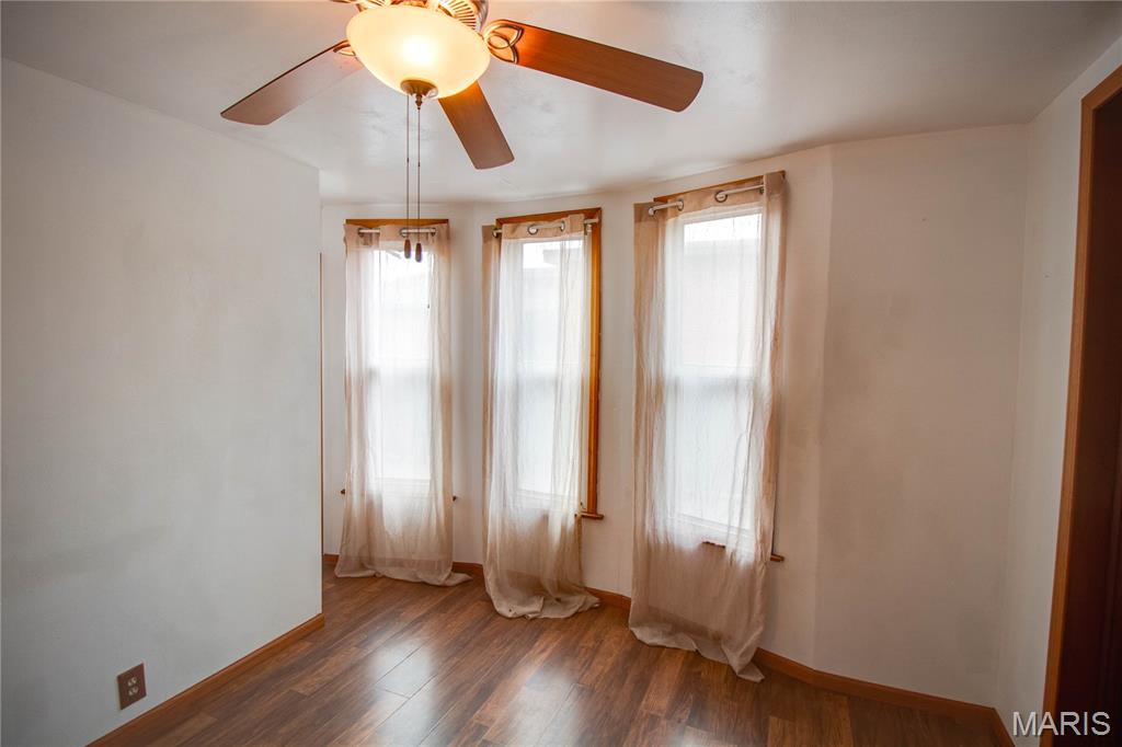 1053 Washington Avenue Alton, IL 62002 - Photo 8 of 35