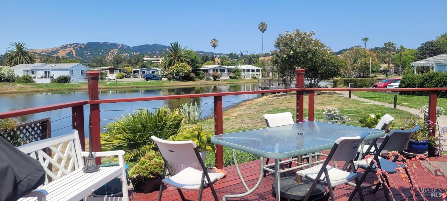 376 Glacier Way San Rafael, CA 94903 - Photo 5 of 30