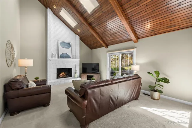 $729,108 | 33 Stirrup Cup Court, St. Charles, IL 60174