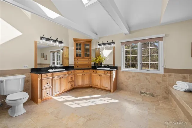 $729,108 | 33 Stirrup Cup Court, St. Charles, IL 60174